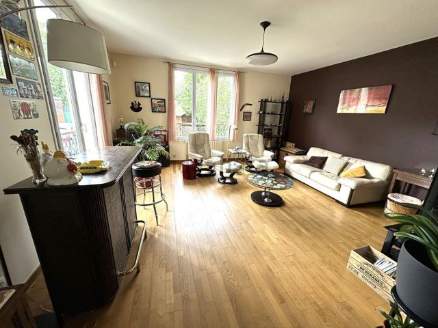 Maison vente à Quartier du Centre, Nanterre
