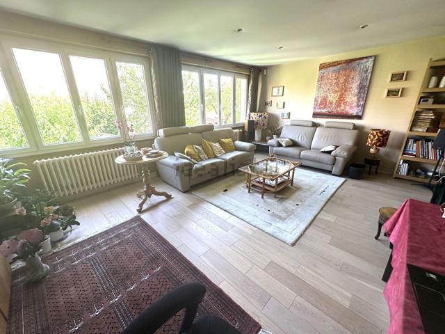 Maison vente à Quartier du Chemin de l'Île, Nanterre