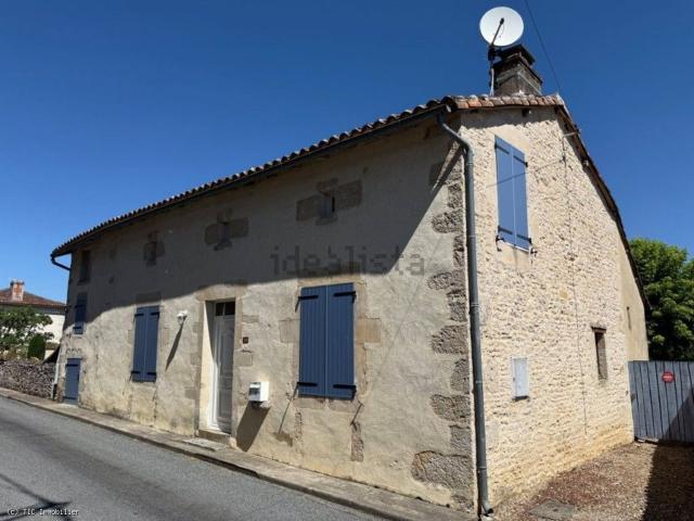Maison vente à Nanteuil-en-Vallée