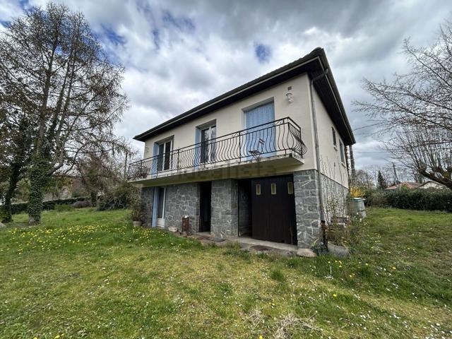 Maison vente à Lestrade, Naves