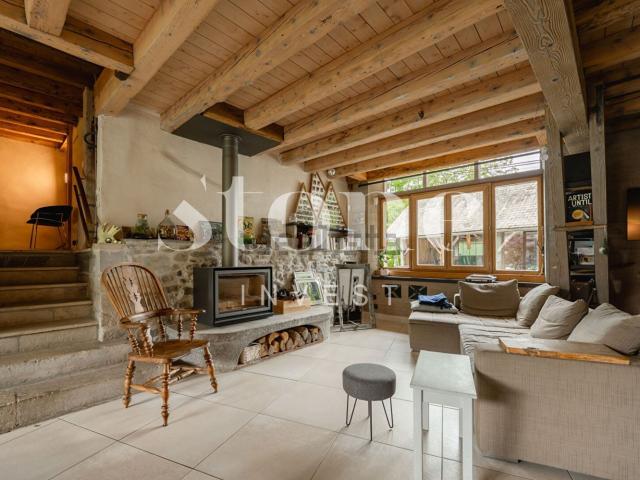 Maison vente à Laval, Nâves-Parmelan