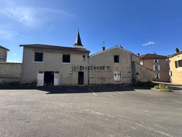 Maison vente à Mâchefer, Négrondes