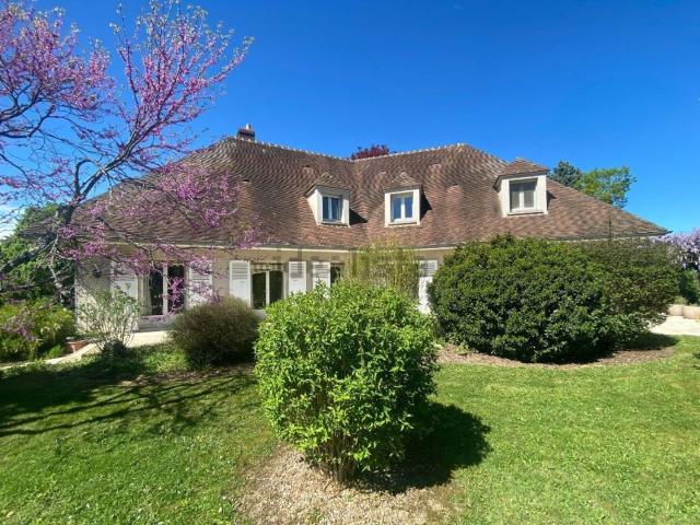 Maison vente à Néris-les-Bains, Allier