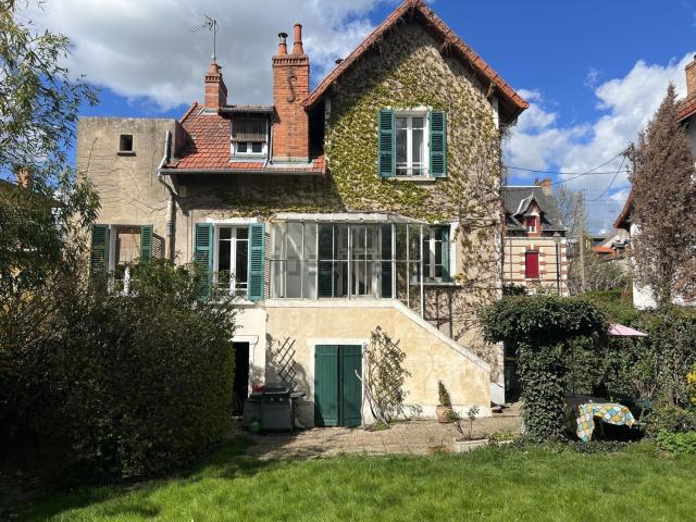 Maison vente à Néris-les-Bains, Allier