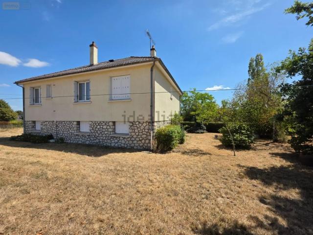 Maison vente à Le Bourg, Neuillé-le-Lierre