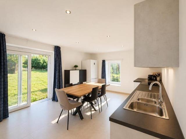 Maison location à Vaux-lez-rosieres, Wallonie