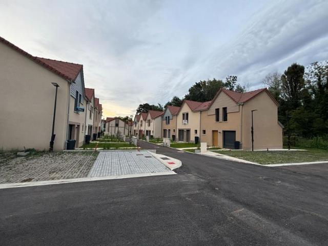 Maison vente à Créteil, La Queue-en-brie