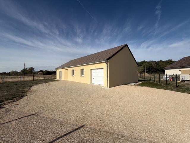 Maison vente à Les Bordes, Louhans