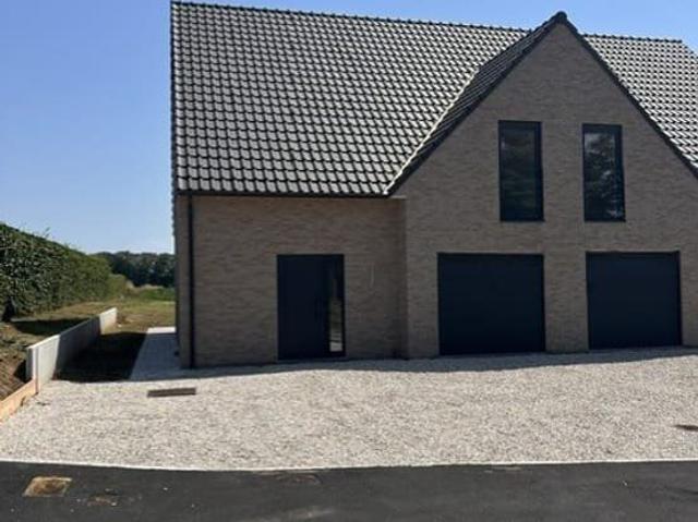 Maison location à Brunehaut, Wallonie