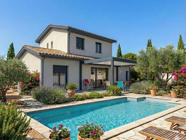 Maison vente à Nîmes, Mus