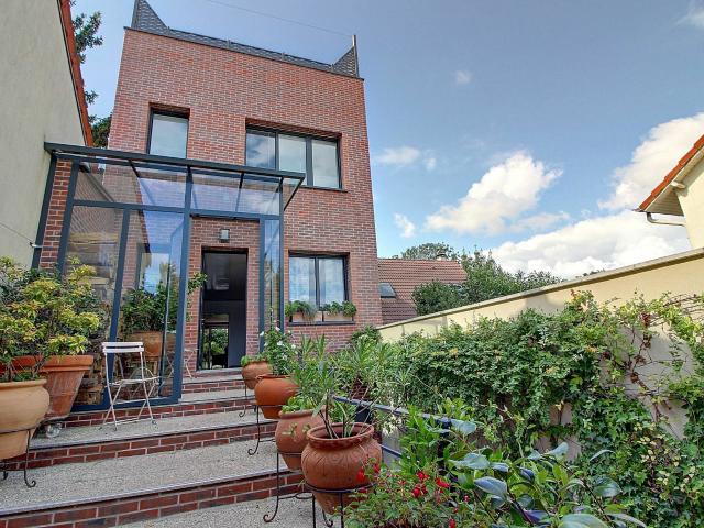 Maison vente à Suresnes, Quartier Centre-Ville