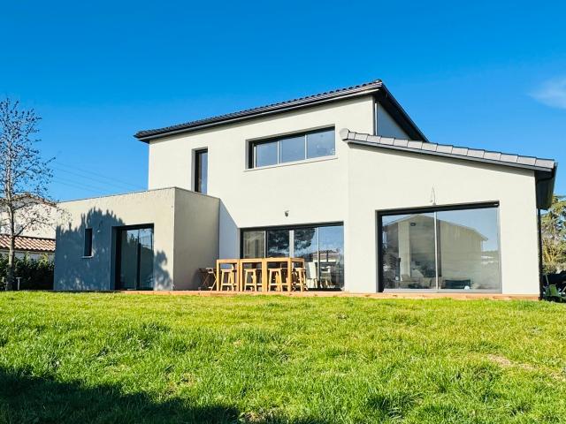 Maison vente à France métropolitaine, Bazus