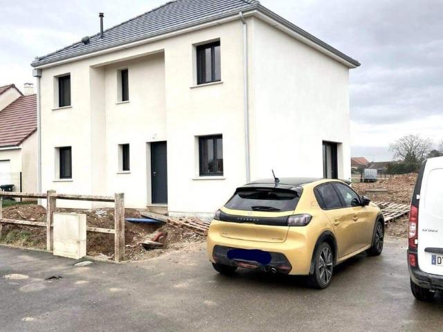 Maison vente à Clermont, Campremy