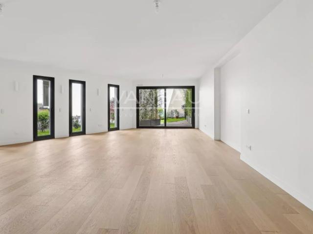 Maison vente à Paris, Île-de-France