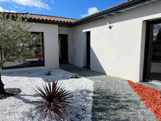 Maison vente à Montmorillon, Civray