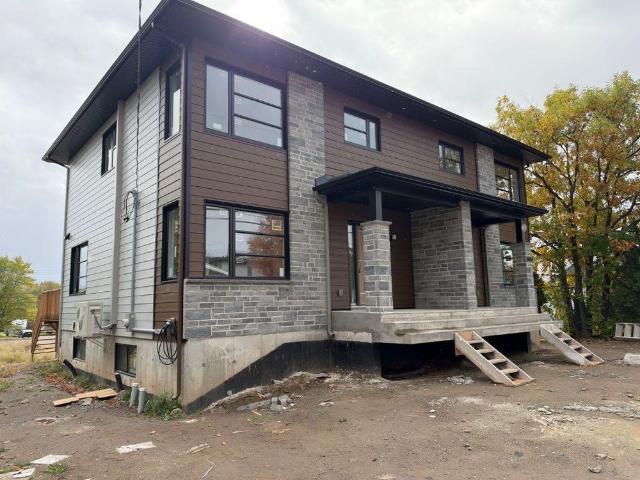 Apartment for rent in Saint-David-de-L'Auberivière, Lévis