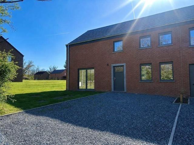 Maison location à Bende, Wallonie