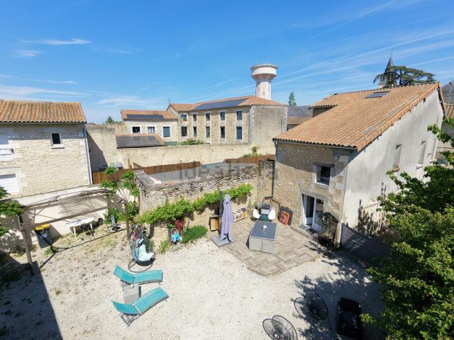 Maison vente à Neuville-de-Poitou, Vienne