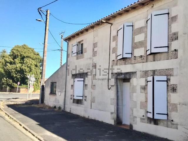 Maison vente à Le Chiron, Neuville-de-Poitou