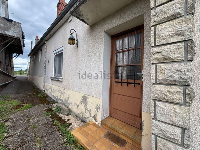 Maison vente à Cour St Sauveur, Nevers