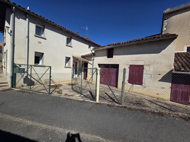 Maison vente à Nieuil-l'Espoir, Vienne