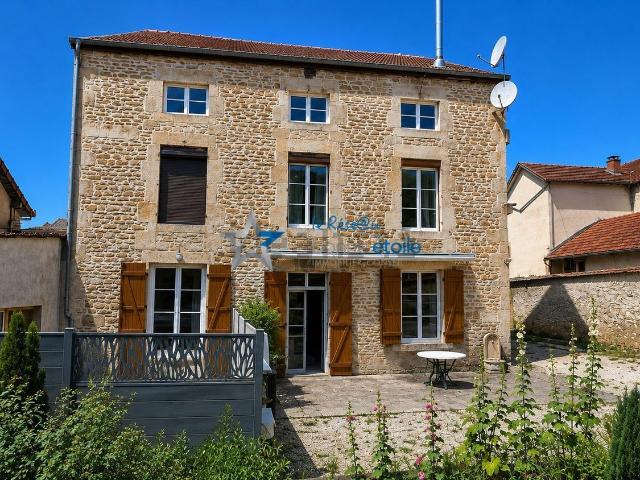 Maison vente à Nogent-le-Bas, Nogent