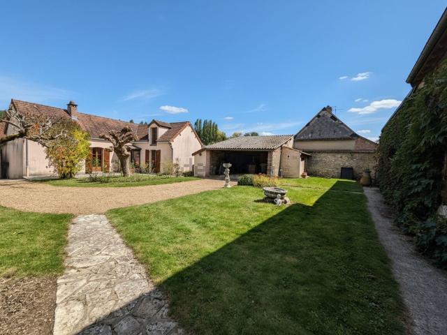 Maison vente à Nogent-le-Phaye, Eure-et-Loir