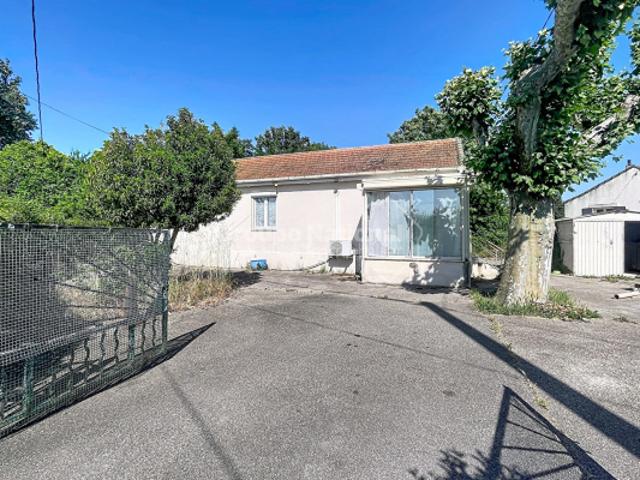 Maison vente à Arles, Noves