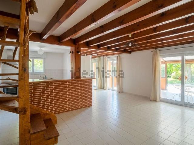 Maison vente à Bigné, Oeyreluy
