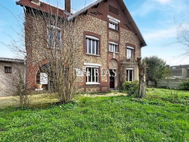 Maison vente à Les Bruyères, Oissel-sur-Seine