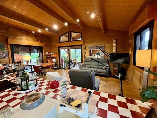 Maison vente à Nontron, Nouvelle-Aquitaine