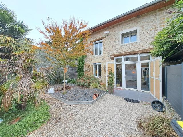 Maison location à Hameau de Boirieu, Chozeau