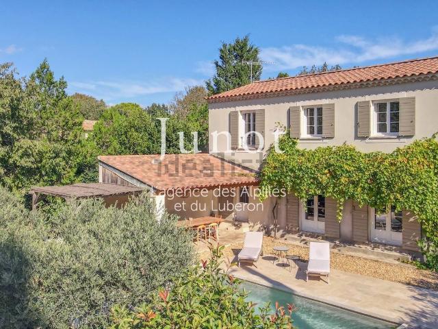 Maison location à Les Seniorales, Paradou