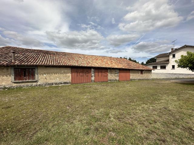Maison vente à Parcoul, Parcoul-Chenaud