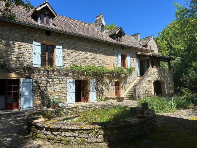 Maison vente à EARL de Trapou, Caylus