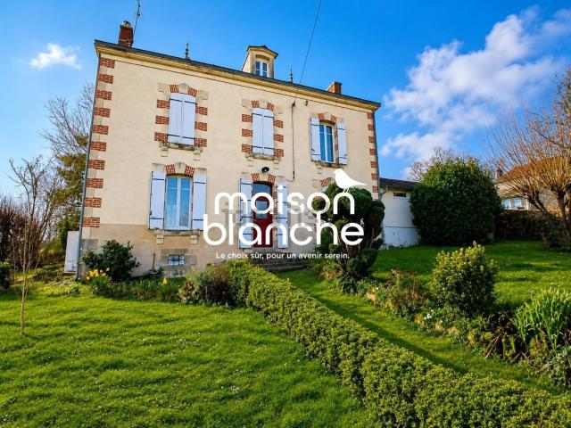 Maison vente à Champ Rouge, Parthenay