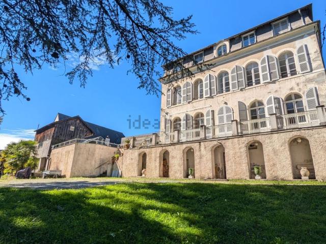 Maison vente à Centre Ville, Pau
