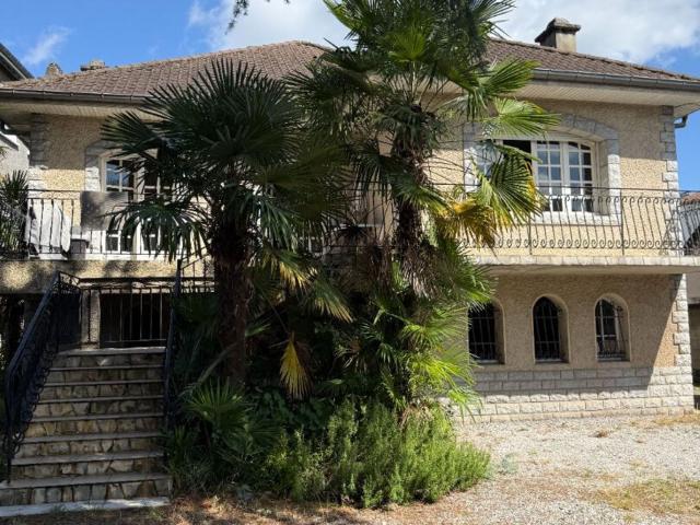 Maison vente à Centre Ville, Pau