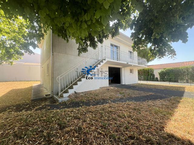 Maison vente à Zone Industrielle de Périgny, Périgny