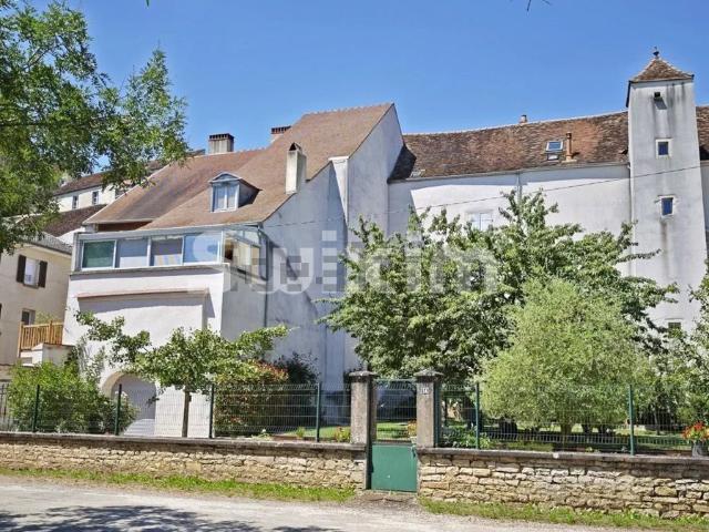Maison vente à Pesmes, Haute-Saône