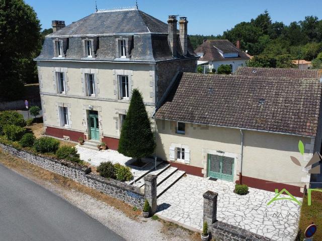 Maison vente à Piégut-Pluviers, Dordogne