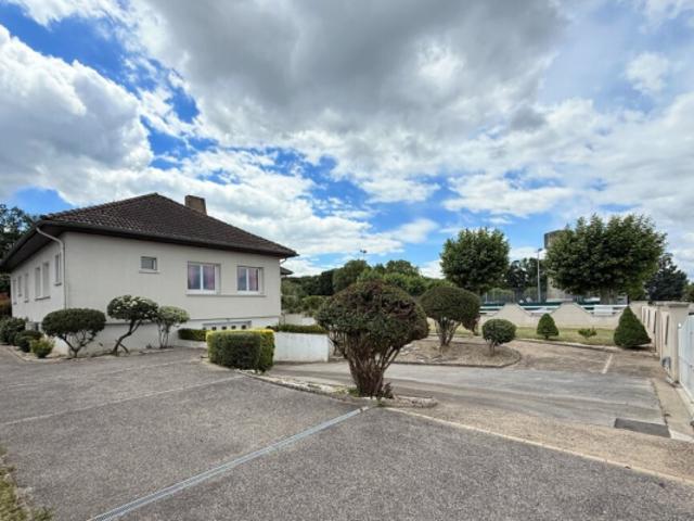 Maison vente à Louhans-Châteaurenaud, Pierre-de-bresse