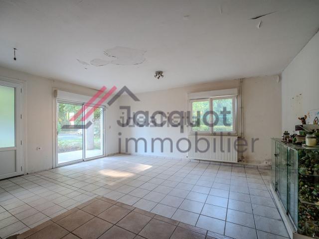 Maison vente à Pierre-de-Bresse, Saône-et-Loire
