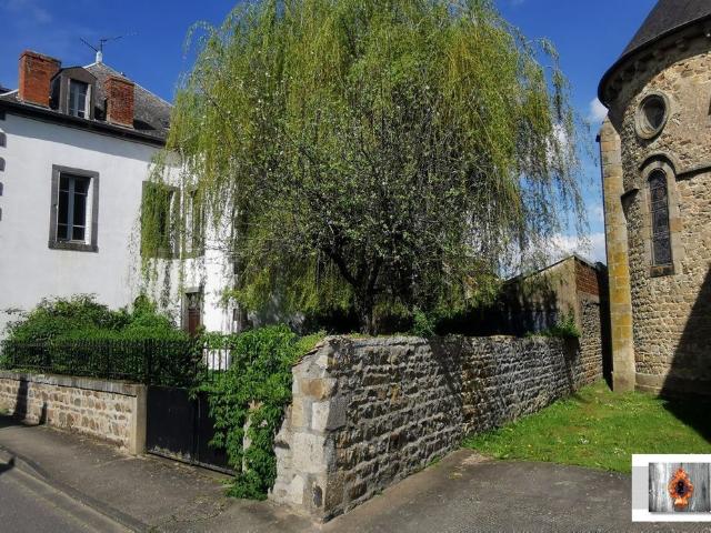 Maison vente à Lozelle, Pionsat