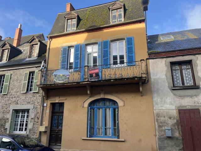Maison vente à ZA Les Fayes, Pionsat