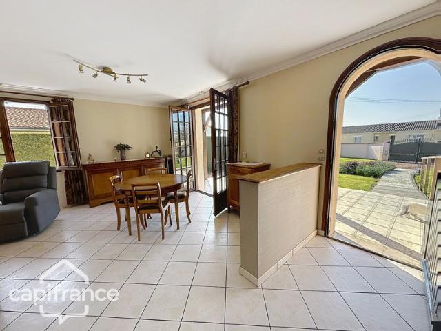 Maison vente à Bressuire, Saint-varent