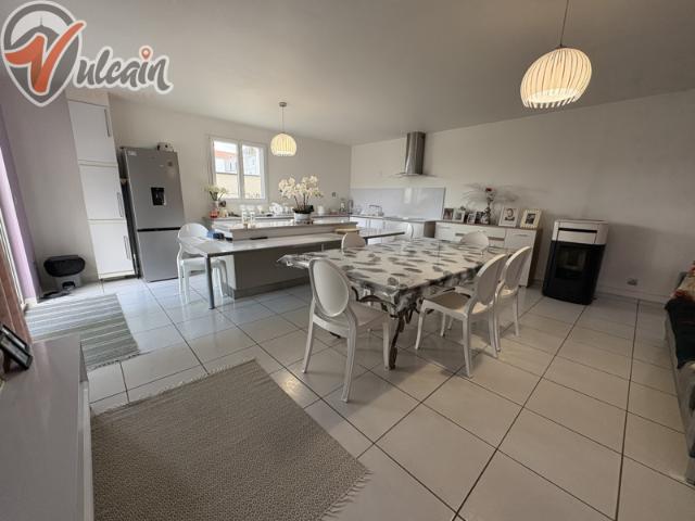 Maison vente à France métropolitaine, Pérignat-lès-sarliève