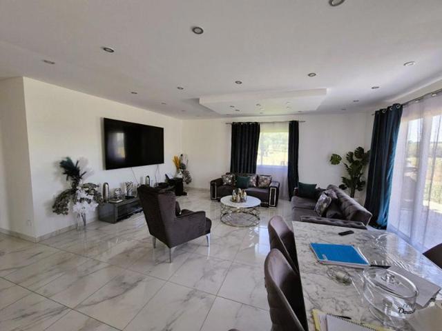 Maison vente à France métropolitaine, Plainoiseau