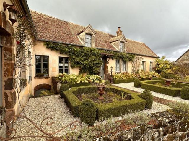 Maison vente à Mortagne-au-Perche, La Perrière
