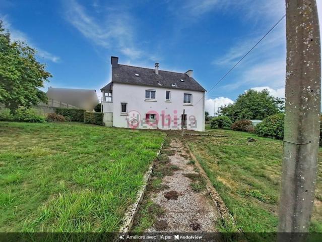 Maison vente à Kerfuñs Dour, Pleyben